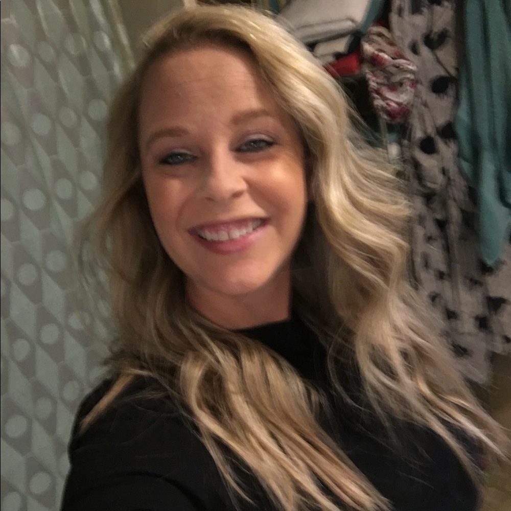 Meet your Posher, Linda